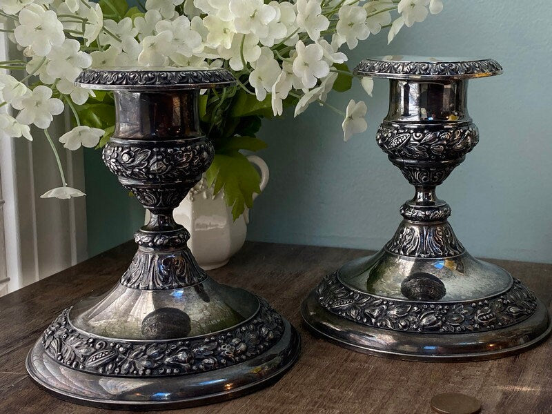 Vintage Brass Candlesticks, Pair of Candle Holders with Glass Bobeches –  Duckwells