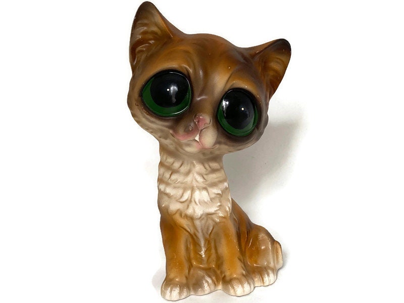 Mid Century Ceramic Big Eyed Cat Figurine – Duckwells