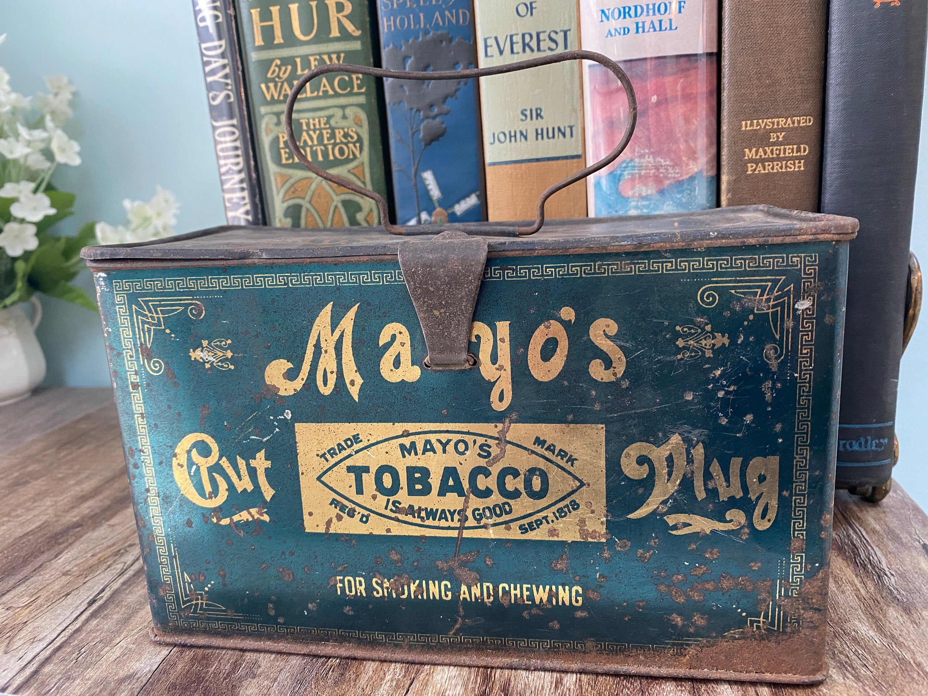 Antique Mayo Cut Plug Smoking selling Tobacco Tin