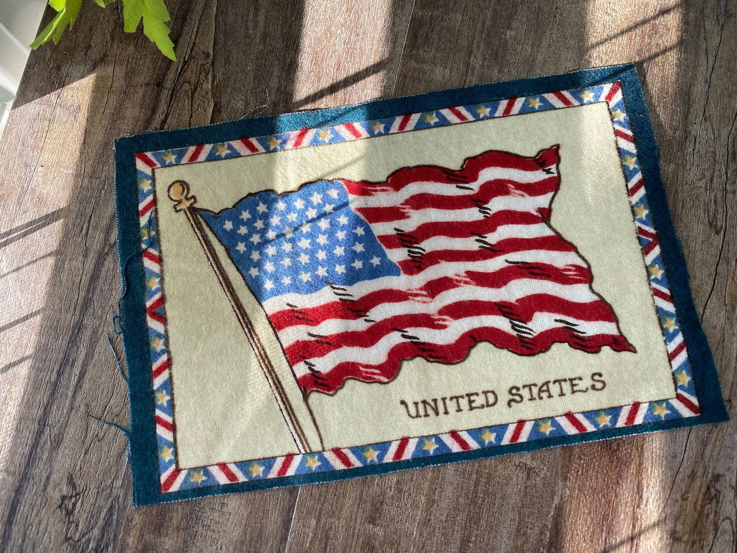 Antique Cigar Flannel Flag - Duckwells