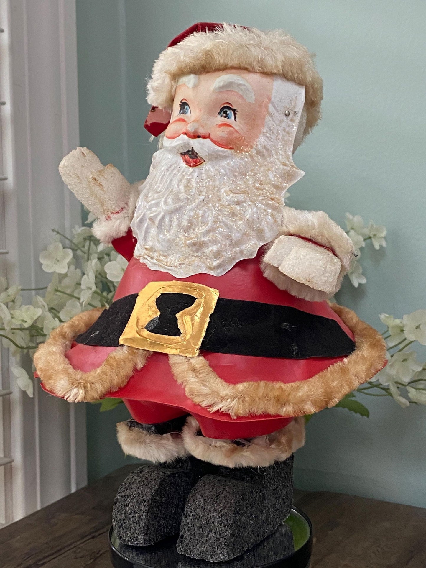 Midcentury Santa Claus Figurine - Duckwells