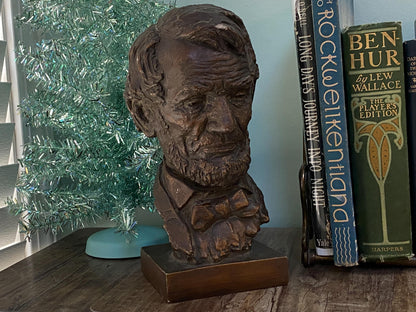 Vintage Abraham Lincoln Bust by sculptor, Jo Davidson