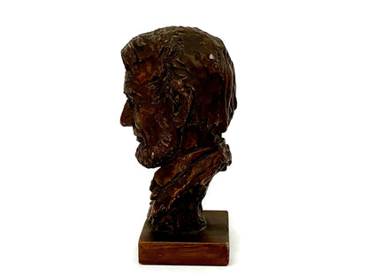 Vintage Abraham Lincoln Bust by sculptor, Jo Davidson