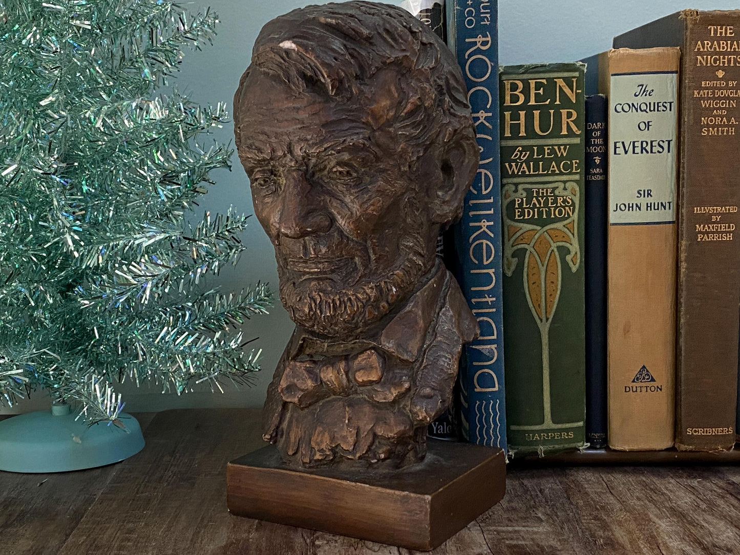 Vintage Abraham Lincoln Bust by sculptor, Jo Davidson