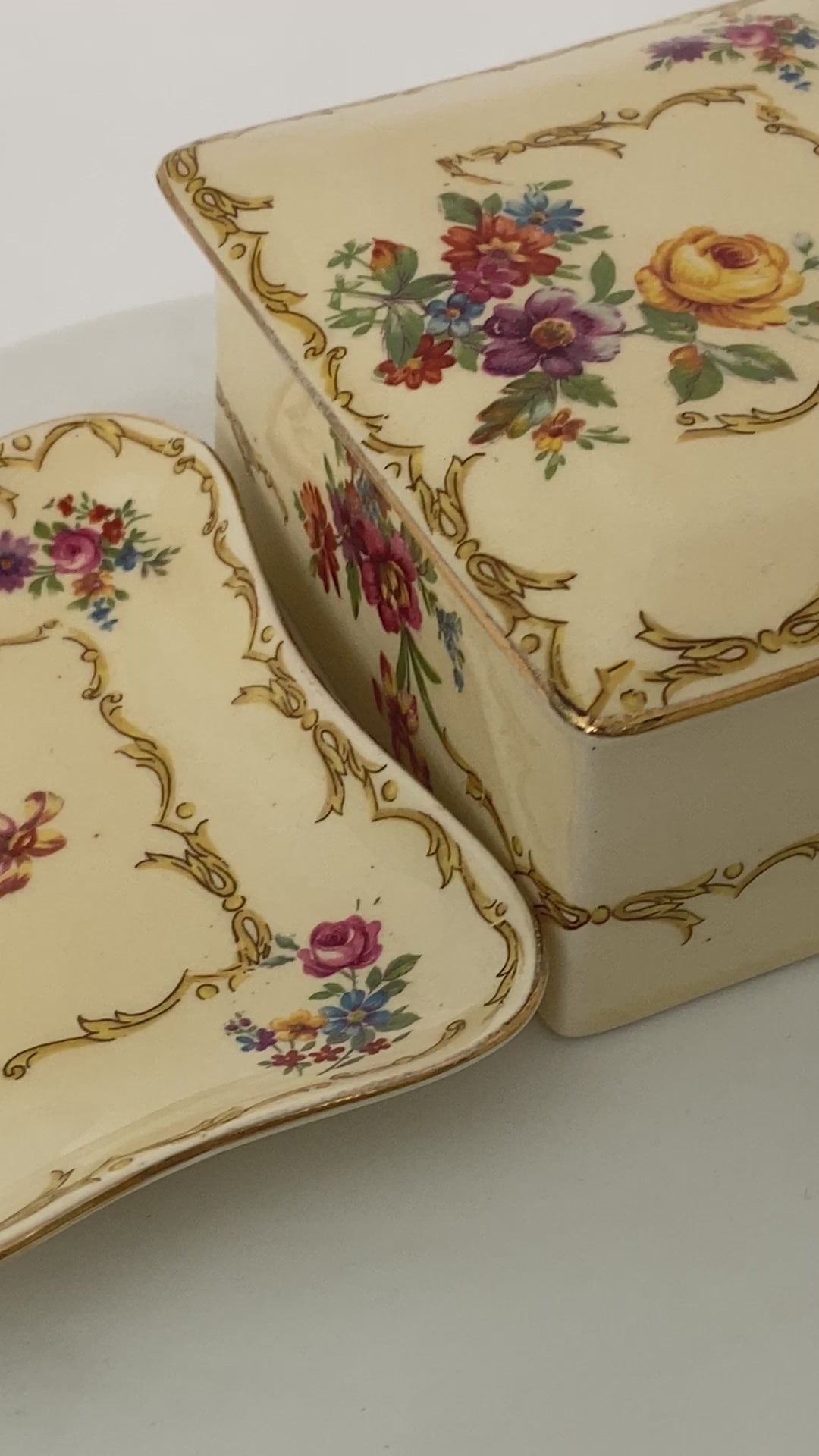 Vintage Royal Winton Grimwades Ceramic Dresser Set – Duckwells