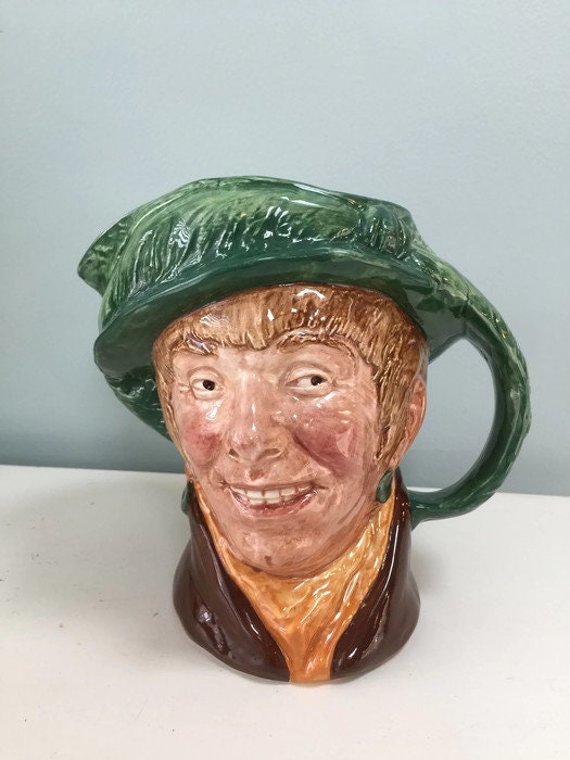 Royal Doulton large toby high quality jug