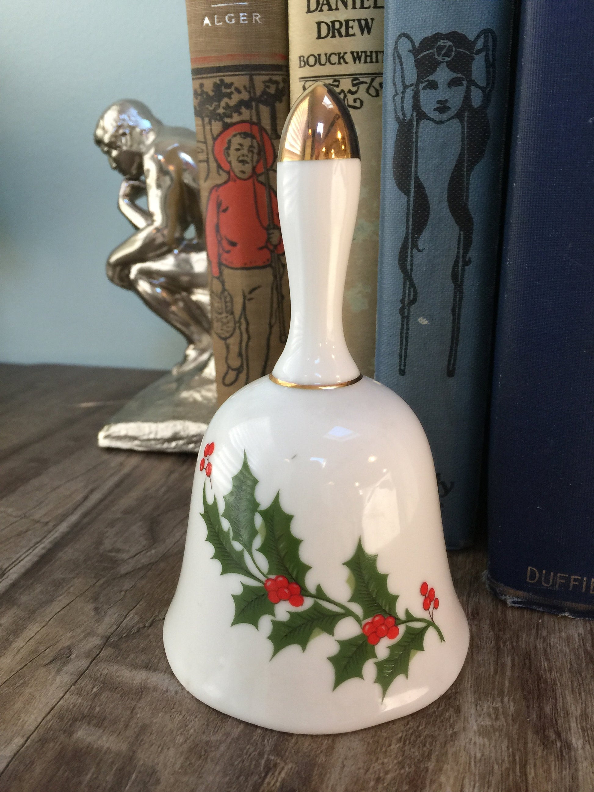 Vintage Christmas Bell - Duckwells