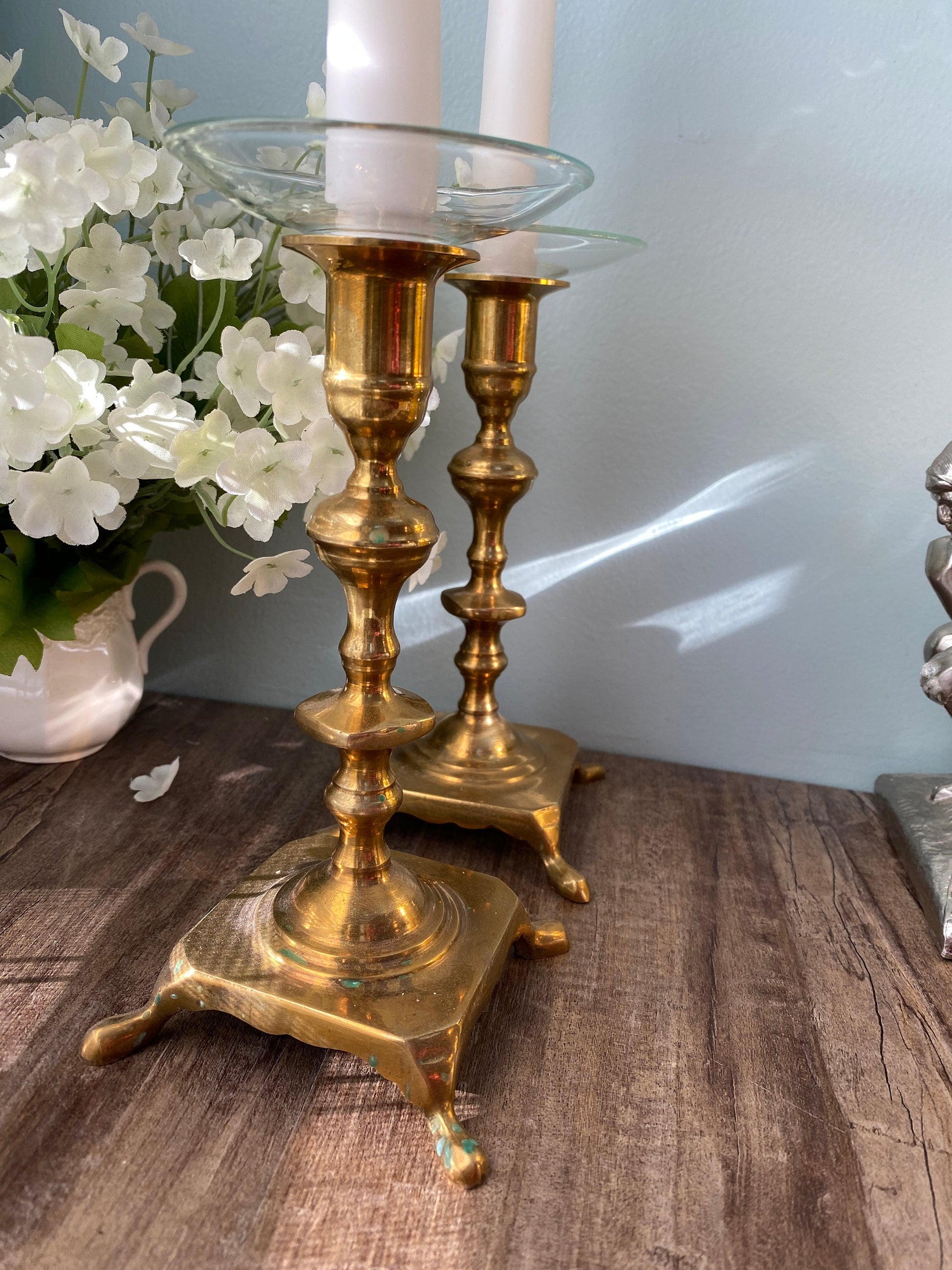 Vintage Brass Candlesticks, Pair of Candle Holders with Glass Bobeches –  Duckwells
