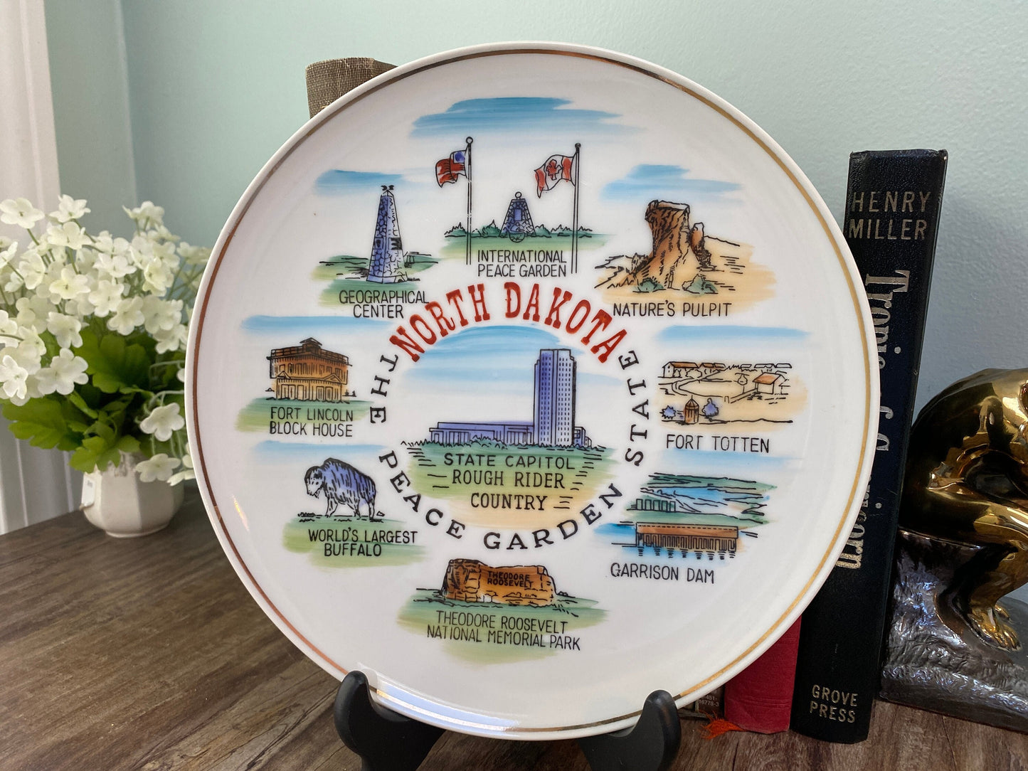 Midcentury North Dakota State Souvenir Plate