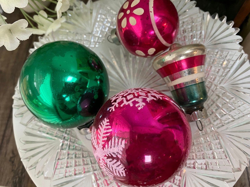 Glass vintage ornaments store