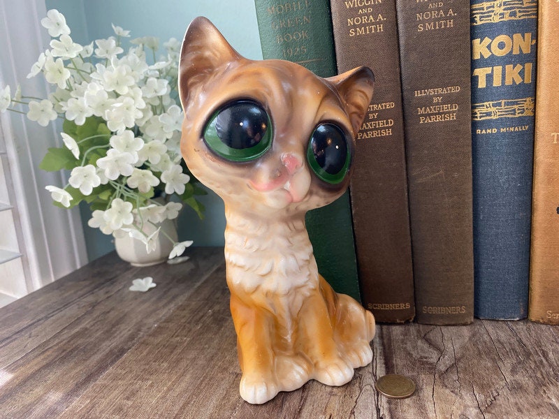 Vintage Ceramic Cat popular Figurine