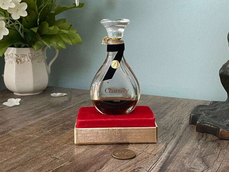 Vintage chantilly best sale perfume bottle