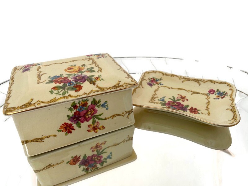 Vintage Royal Winton Grimwades Ceramic Dresser Set